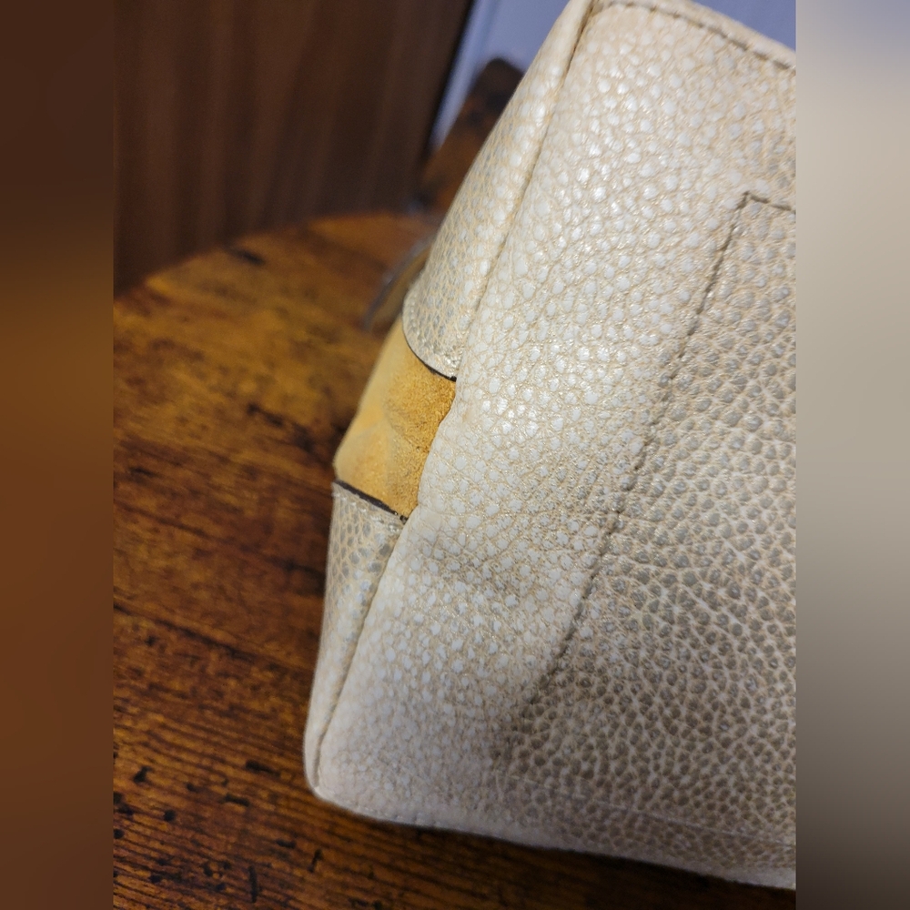 Kathy Van Zeeland shoulder Bag silver tone hardware-yellow - Picture 9 of 16